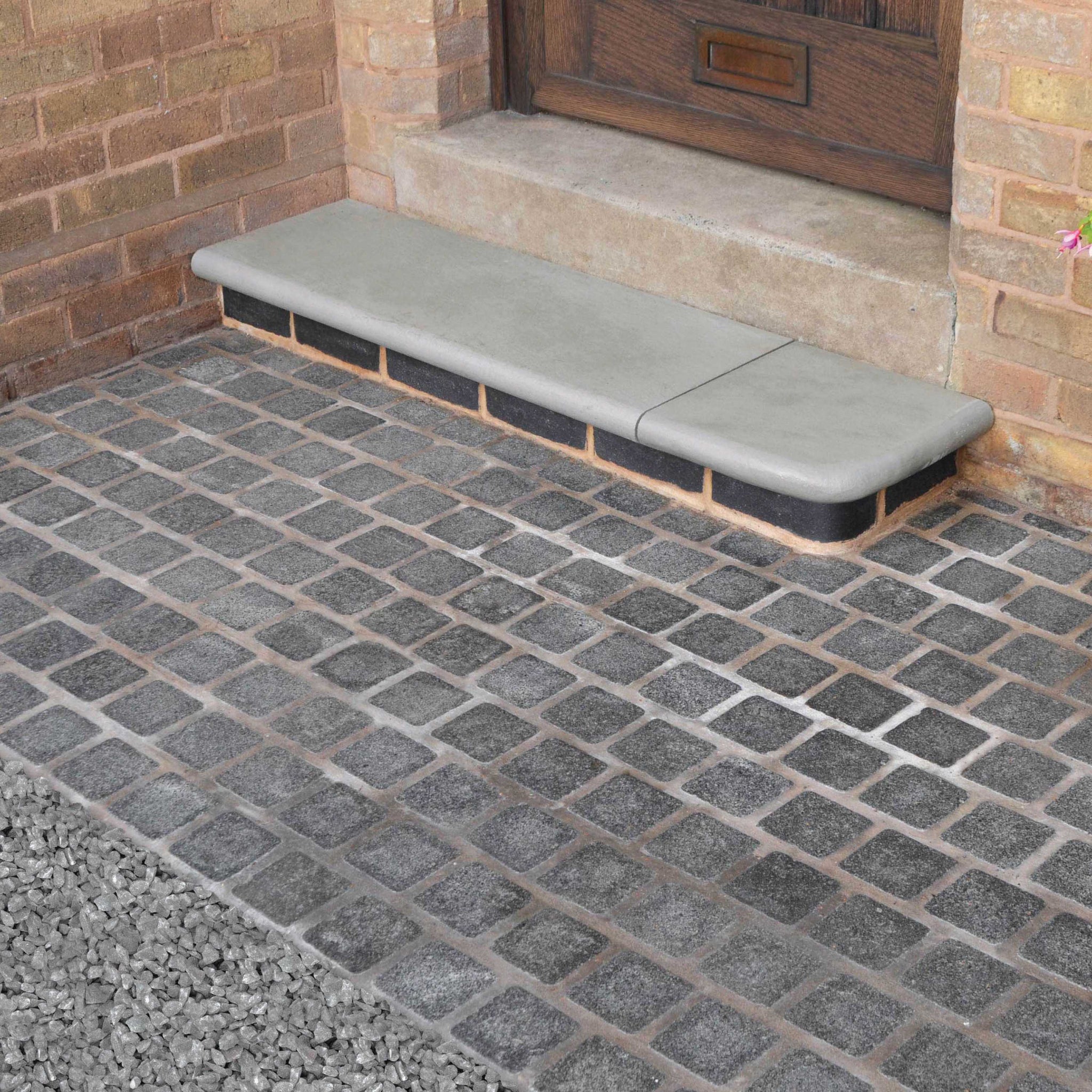 Tumbled Setts Granite Setts